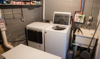 2101 S FIFTH Ave, Cheyenne, WY 82007