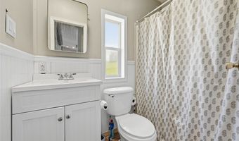 3 Cara Dr, Amwell, PA 15301