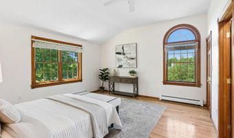 836 Old Post Rd, Arundel, ME 04046