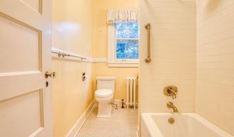 3925 CANTERBURY Rd, Baltimore, MD 21218