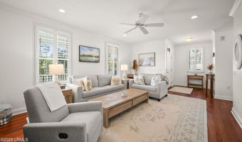 49 Holbrook Dr, Beaufort, SC 29902