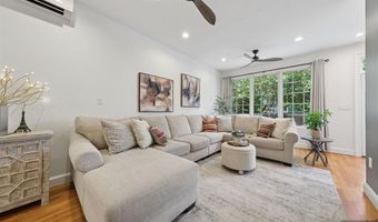 617 Avenue E, Bayonne, NJ 07002