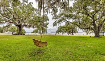 642 N Beach Blvd, Bay St. Louis, MS 39520