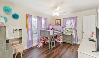 517 W Lamar St, Alvord, TX 76225