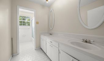 12384 Goodwood Blvd, Baton Rouge, LA 70815