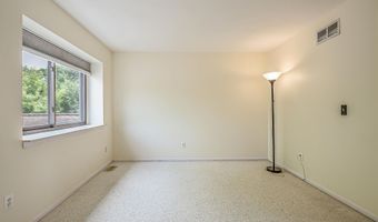 2503 Meade Ct, Ann Arbor, MI 48105