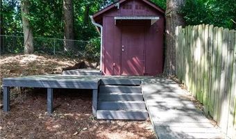1392 Lively Ridge Rd NE, Atlanta, GA 30329