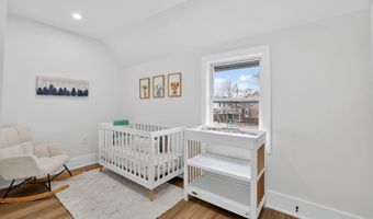 907 LAWRENCE St NE, Washington, DC 20017