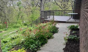 2822 Country Club Dr, Atlantic, IA 50022