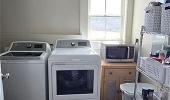 812 Bessie Ln, Ball Ground, GA 30107