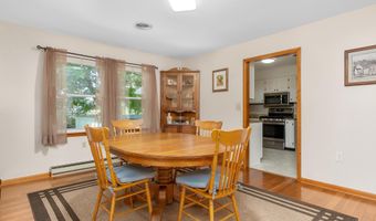 8 BRIGHTWOOD Dr, Hagerstown, MD 21740