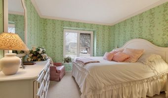1122 Packard Pl, Auburn, IN 46706