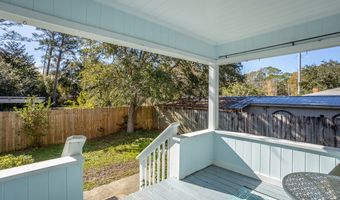 134 Sawyer Ln, Apalachicola, FL 32320