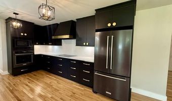 24 Shoemaker Cir, Batesville, AR 72501