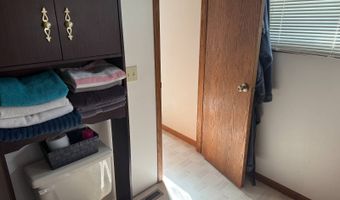 325 S Maple St, Ainsworth, NE 69210