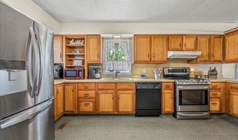 1003 Perkins St, Belle Fourche, SD 57717