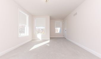 3341 Roseford Blvd, Ann Arbor, MI 48105