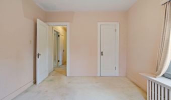 42 Collins Pl, Albany, NY 12208