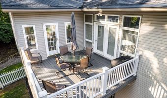 801 Whetstone Ct, Bellefontaine, OH 43311