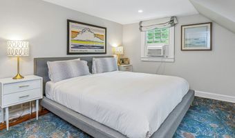 4 Old Stone Rd, Darien, CT 06820