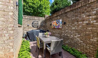 5905 Tred Avon Ct, Charlotte, NC 28226