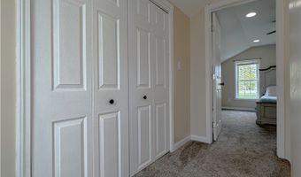 241 East Ave, Akron, NY 14001