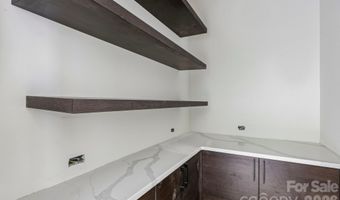 1539 Crystal Rd, Charlotte, NC 28205
