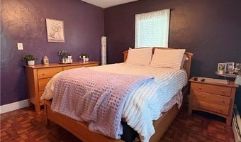 92 Irons Ave, Johnston, RI 02919
