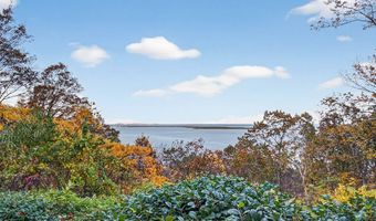 16 E Garfield Ave, Atlantic Highlands, NJ 07716