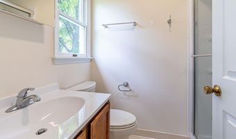 20010 Oakwood Dr, Abingdon, VA 24211