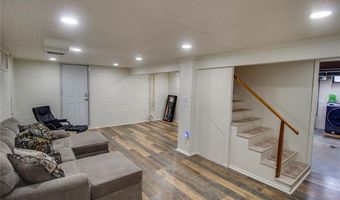 2430 Maxey St, Alton, IL 62002