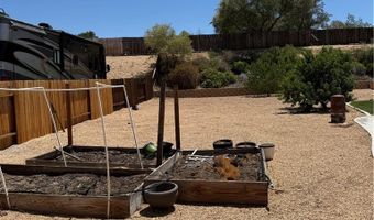 13572 Kurena Rd, Apple Valley, CA 92308