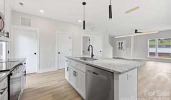 226 Summit Ave, Albemarle, NC 28001