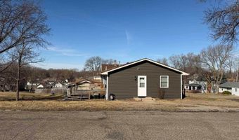 750 Main St, Akron, IA 51001