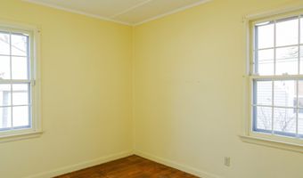 496 Burnsford Ave, Bridgeport, CT 06606