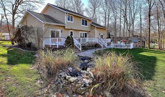 39 Lasky Rd, Beacon Falls, CT 06403