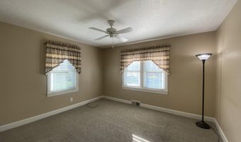 222 Guthrie Dr, Bardstown, KY 40004