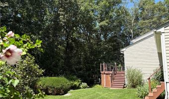 33 MaryAnn Dr, Exeter, RI 02822