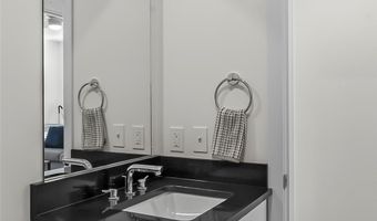 68 Craven St 312, Asheville, NC 28806