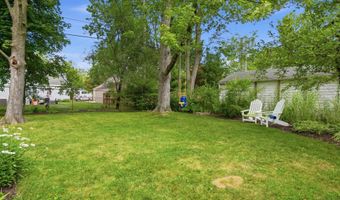2104 Arborview Blvd, Ann Arbor, MI 48103