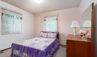 596 E 1732 Rd, Baldwin City, KS 66006