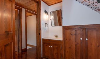 395 Hillwinds Rd, Brattleboro, VT 05301