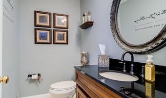 28 Haskell Ave, Airmont, NY 10901