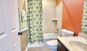 43219 AMBERLEIGH FARM Dr, Ashburn, VA 20148