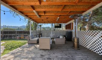 9535 Lakeview Dr, La Mesa, CA 91942
