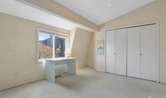 1854 Buccaneer Pl, Anchorage, AK 99501