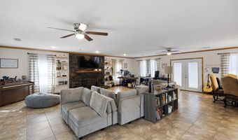 806 Avenue 8 SE, Atkins, AR 72823