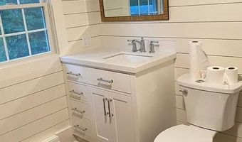 766 Putnam Ave, Barnstable, MA 02630