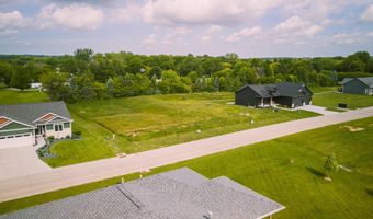 8236 NW 28th St, Ankeny, IA 50023