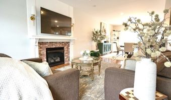 181 Southwick St, Agawam, MA 01030